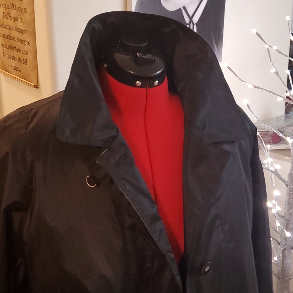 Retro Raining Coat - Picture 2 of 10